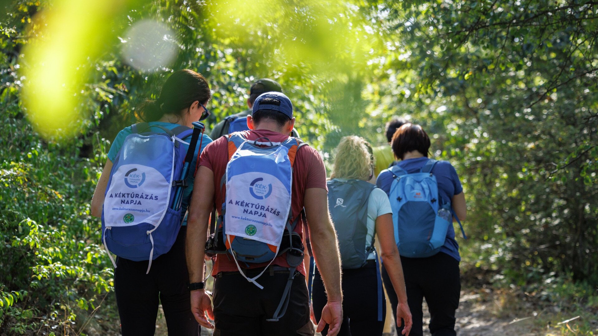 Mi a Kéktúrázás Napja?