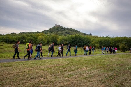 Rengeteg nevezés érkezik a Kéktúrázás Napjára, egyre több túraszakasz telik be